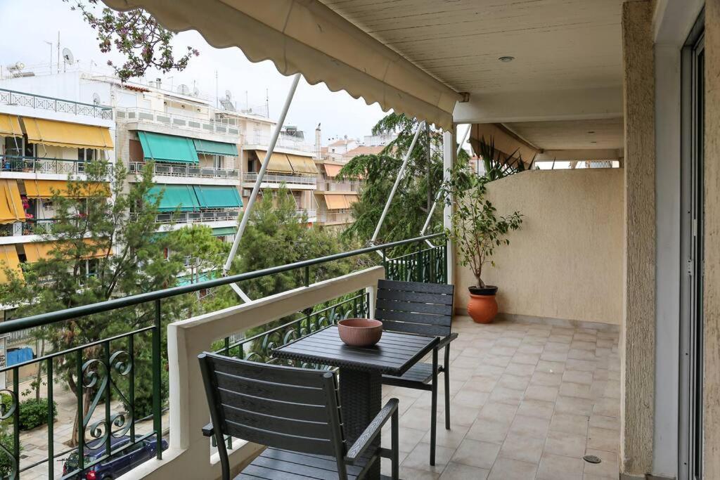 Charming Near Center Apartment